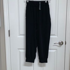 Ann Taylor joggers. MP
